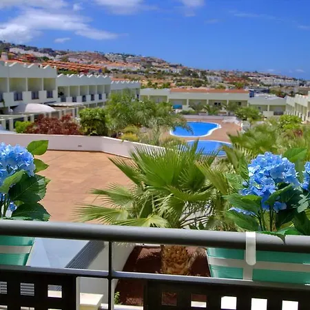 Oasis Fanabe Iii Apartment